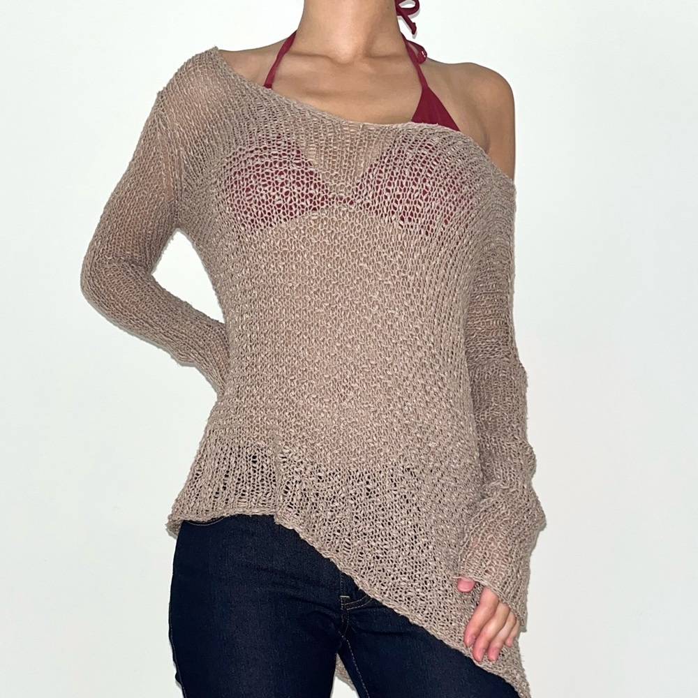 Loose Knit Asymmetrical Hem Sweater